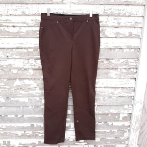 🌟 Chicos brown stretch pants size 0 (small) short